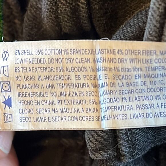 Womens’ Forever 21 Ripped Mom Jeans Size 4 or (27) - Picture 6 of 6